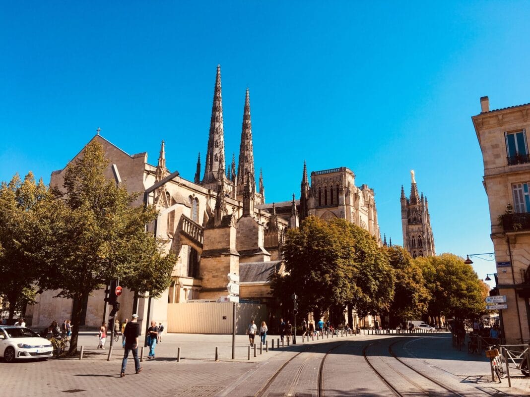 Bordeaux na własną rękę: jak znaleźć niedrogie agroturystyki wokół Saint-Émilion? Bordeaux na własną rękę: jak znaleźć niedrogie agroturystyki wokół Saint-Émilion?